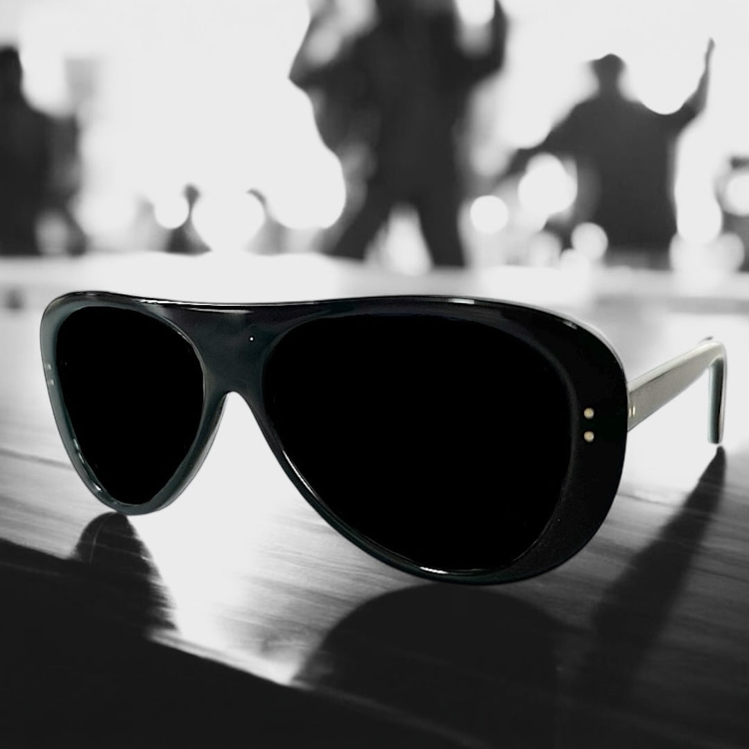 Hero Noir – Night Hawk / Noir intégral